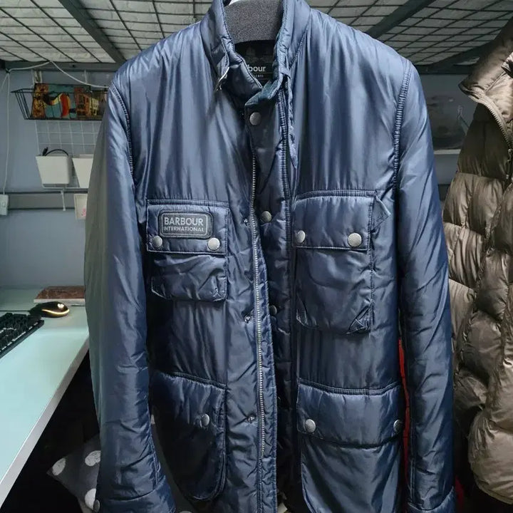 [BUNJANG] Barbour Padded Jacket (Navy) - Size M / 바버 패디드 자켓 M 네이비