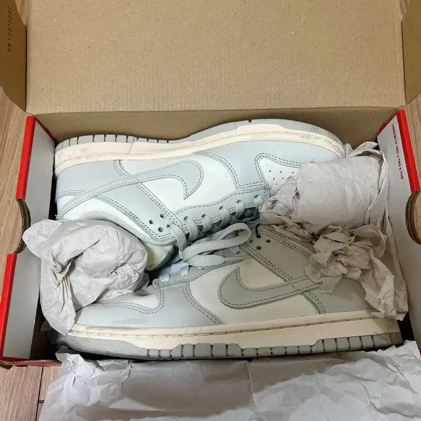 [BUNJANG] Nike Dunk Low Light Bone Sneakers / (W) 나이키 덩크 로우 라이트 본 230