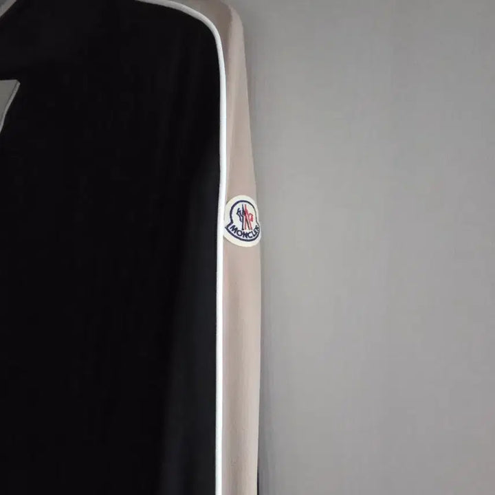 [BUNJANG] Moncler Black Dress Size 40 / 몽클레어 블랙 원피스 40사이즈 새상품 (국내55사이즈) 직거래우선