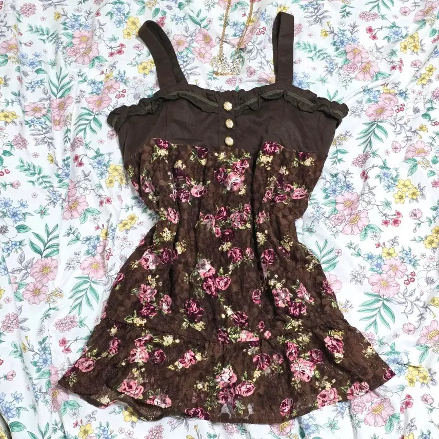 [BUNJANG] Liz Lisa Floral Lace Sleeveless Top / 일본빈티지)초코라떼히메갸루st 플로럴 리즈리사깔 레이스 슬리브리스