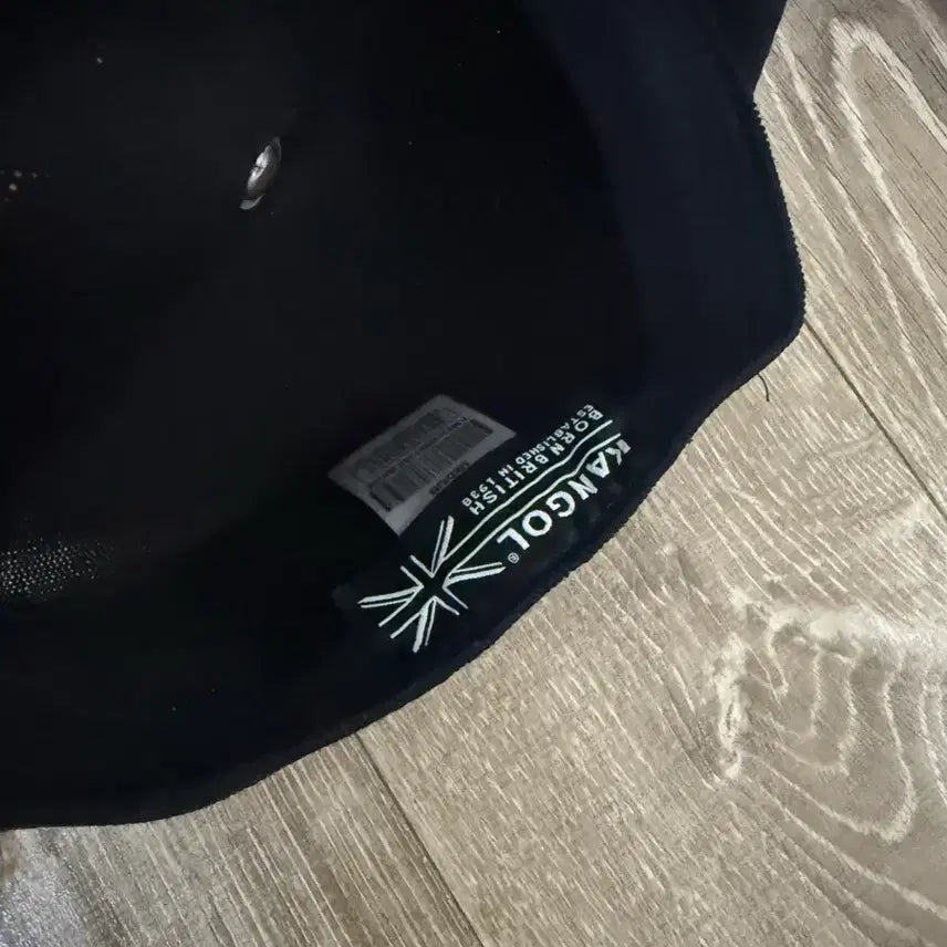 [SOLD OUT] 캉골 블랙 베레모 헌팅캡