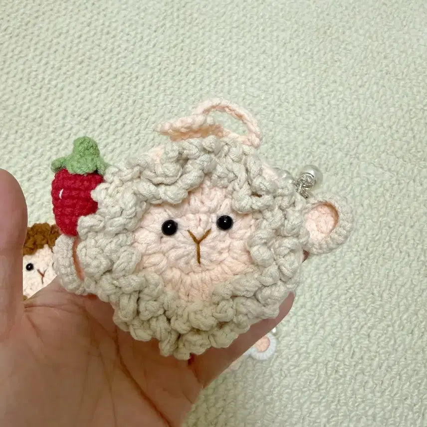 [BUNJANG] Handmade Crochet Sheep Airpods/Buds Case Keyring / 핸드메이드 코바늘 초특가 양 에어팟 버즈 케이스 키링 장식 개당 가격
