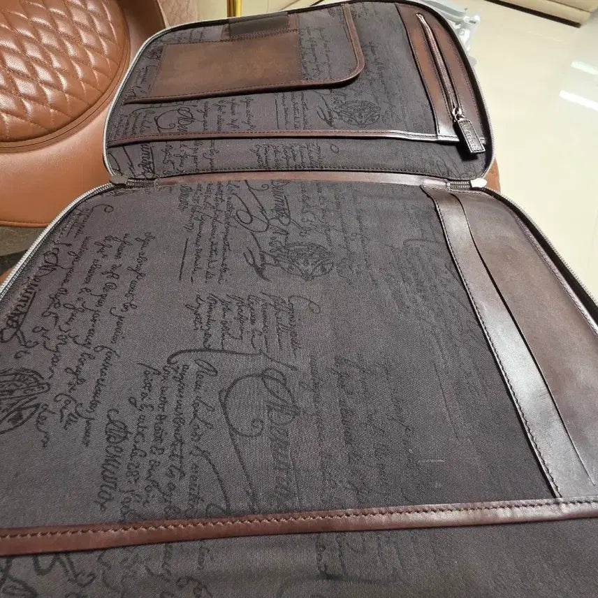 [BUNJANG] Berluti Men's Clutch Bag / 벨루티 남자  클러치백 팝니다