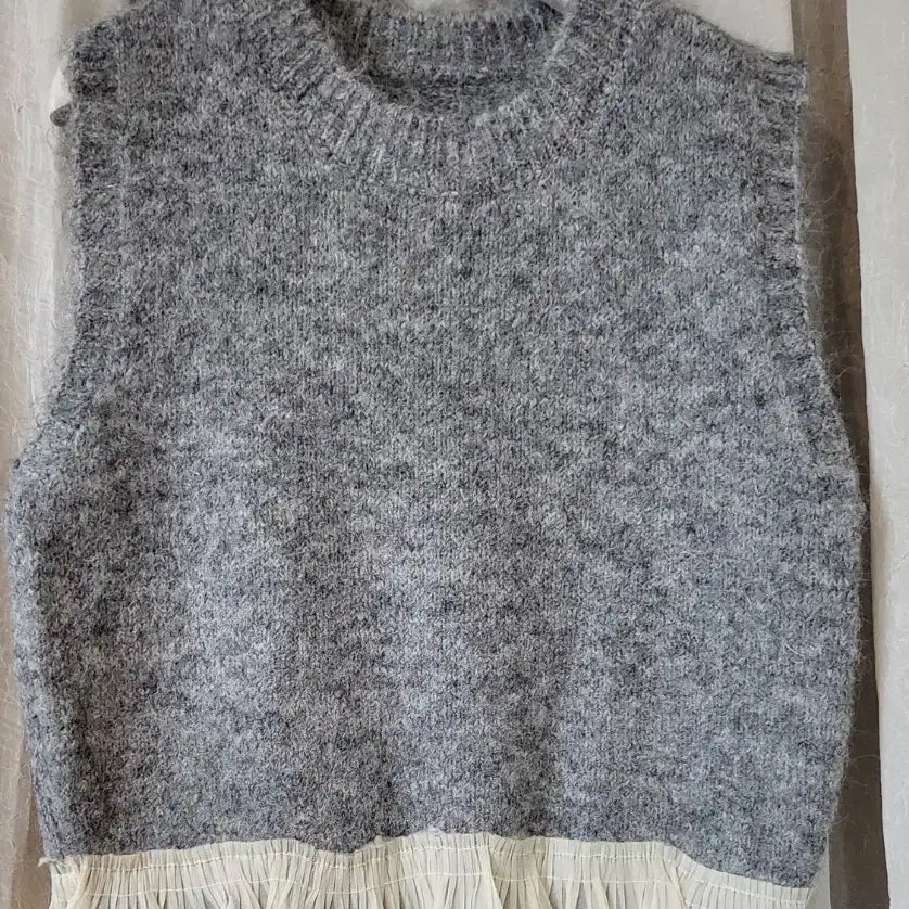 [BUNJANG] Lovely Chiffon Ruffle Vest / 러블리 쉬폰 프릴 베스트