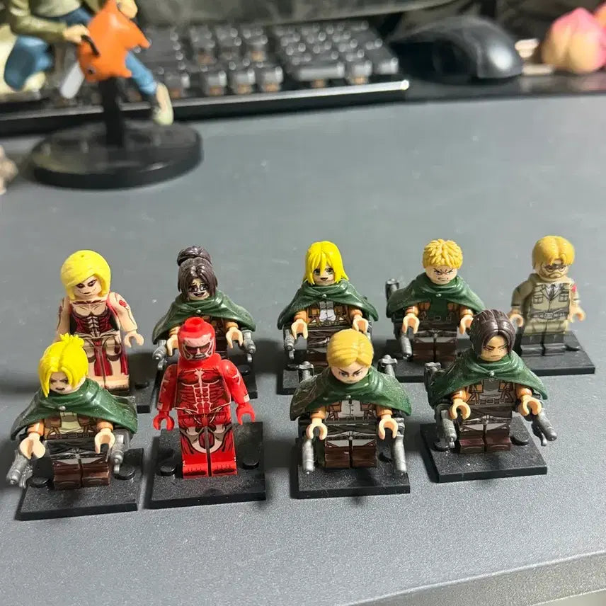 [BUNJANG] Attack on Titan Lego Minifigures Bundle Set / 진격의거인 레고 미니피규어 일괄