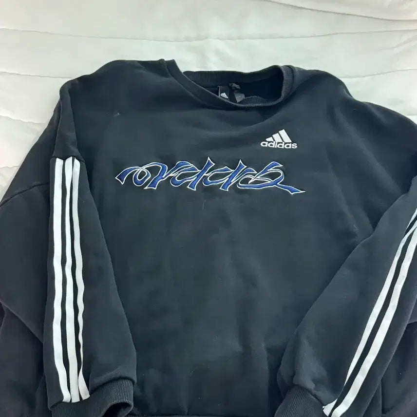[BUNJANG] Adidas PAKAIAN SEL OP CREW SWT Sweatshirt / 아디다스 맨투맨 PAKAIAN 콜라보제품(재고2개)
