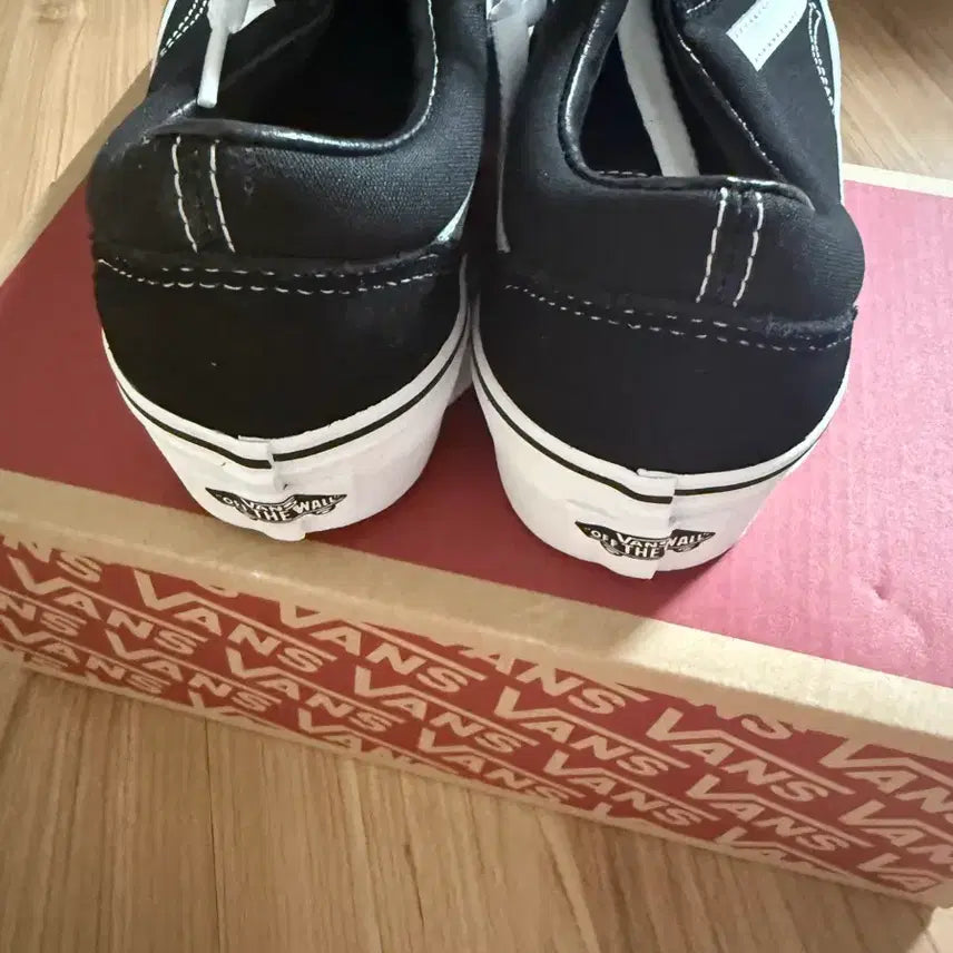 [BUNJANG] Vans Old Skool Platform Black/White Sneakers / 반스 올드스쿨 플랫폼 블랙/화이트 220 새상품