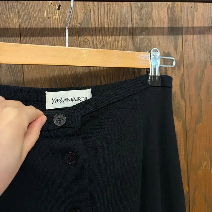 [SOLD OUT] 입생로랑 정품 블랙 니트 롱스커트