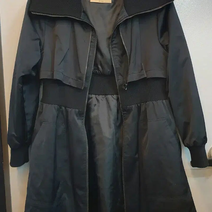 [BUNJANG] Blue Queen Windbreaker Jumper / 블루퀸 점퍼 프리