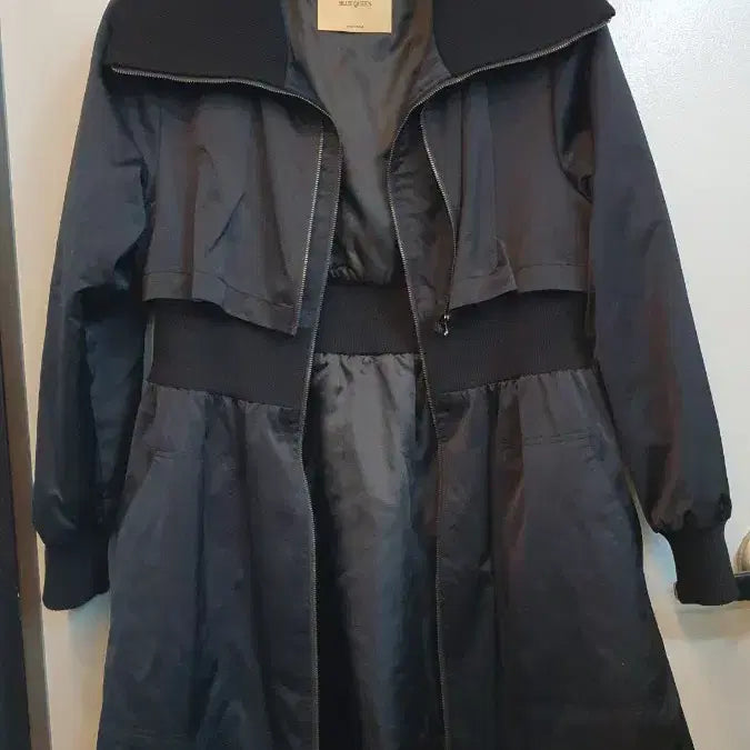 [BUNJANG] Blue Queen Windbreaker Jumper / 블루퀸 점퍼 프리