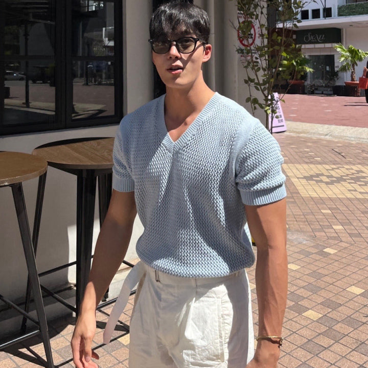 [BUNJANG] L Sky Blue V-neck Muscle Fit Short Sleeve Knit / L / 스카이블루 ) 브이넥 머슬핏 반팔 니트