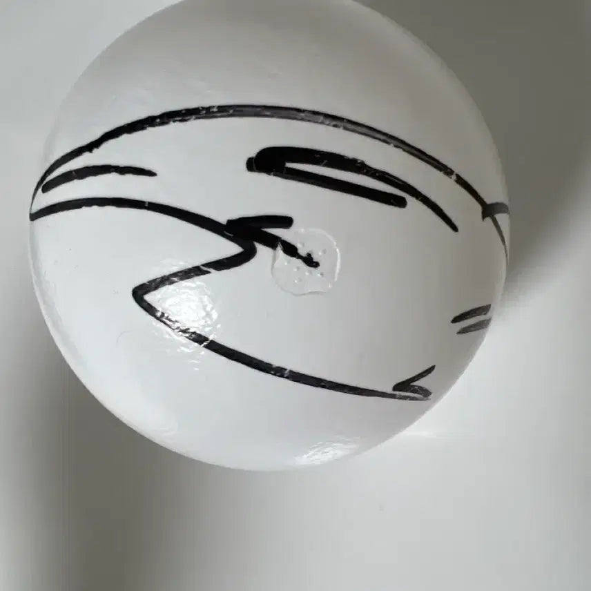 [BUNJANG] ZEROBASEONE Kim Taerae Signed Ball / 제로베이스원 제베원 김태래 싸인볼 양도 판매