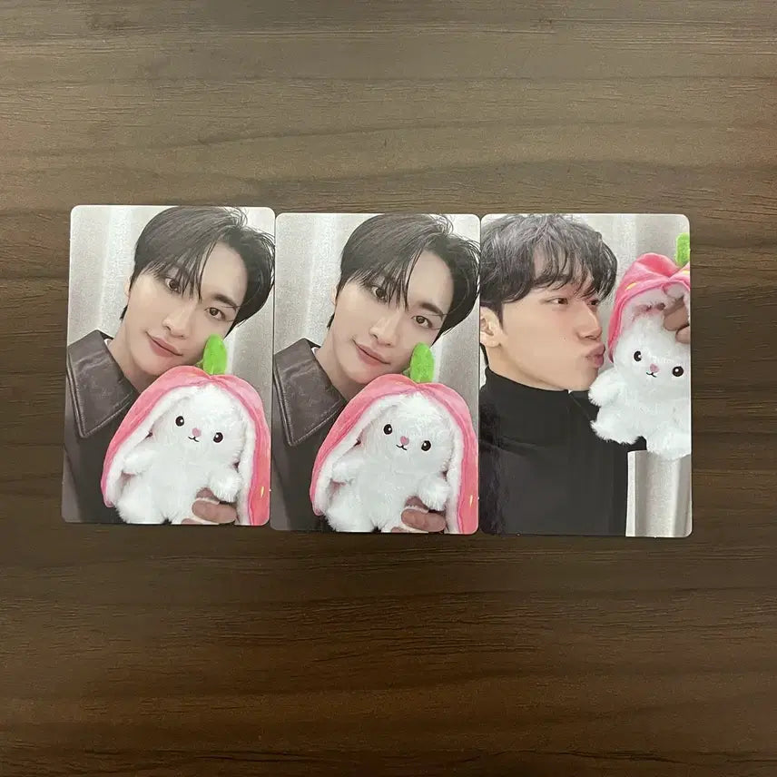 [BUNJANG] ATEEZ Strawberry Rabbit SAN Bundle Set / 에이티즈 톡톡 딸기토끼 산성화 일괄양도