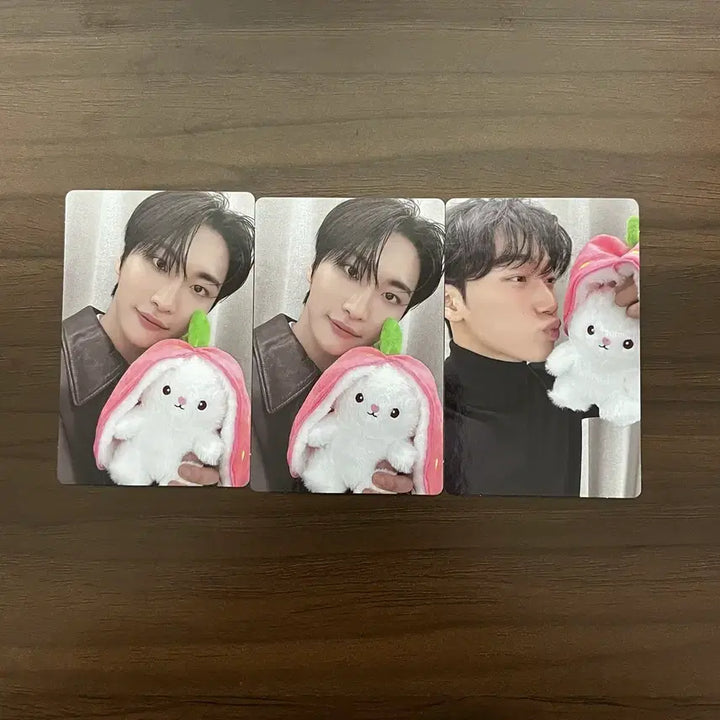 [BUNJANG] ATEEZ Strawberry Rabbit SAN Bundle Set / 에이티즈 톡톡 딸기토끼 산성화 일괄양도