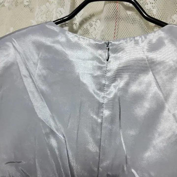 [BUNJANG] Angelo Bianco Silver Shine Short Sleeve Blouse / 안젤로 비앙코 실버 광택 반팔 블라우스