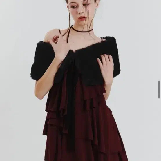 [BUNJANG] Pain or Pleasure Sofia Fur Cape Black / 새상품) 페인오어플레져 소피아 퍼 케이프 블랙