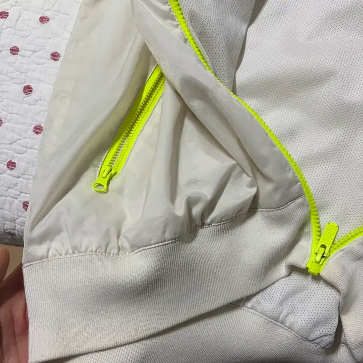[BUNJANG] Nike Windrunner Fluorescent Jacket (S) / 나이키 윈드러너 바람막이 형광색 S