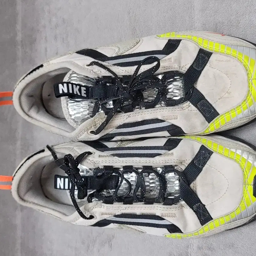 [BUNJANG] Nike TC7900 Sneakers Ivory 230mm / 나이키 TC7900 운동화 아이보리 색상 230mm