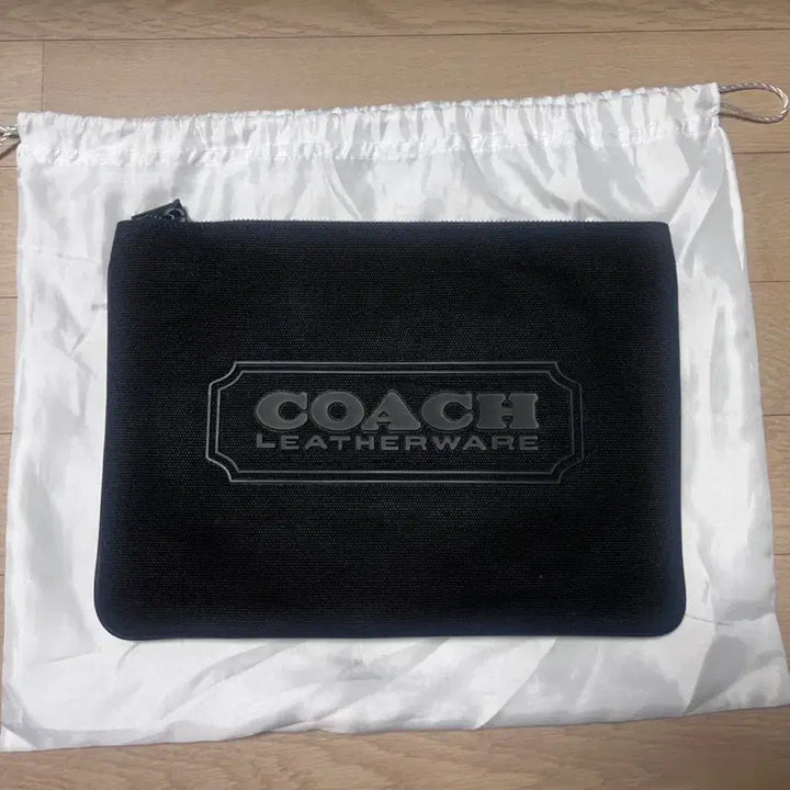 [BUNJANG] Coach Leatherware Clutch / (새거) 코치 레더웨어 가방 / 코치 레더웨어 클러치 / 코치 가방