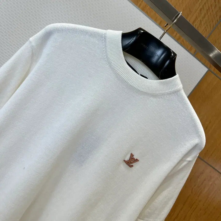 [BUNJANG] Louis Vuitton Logo T-Shirt Round Neck Men&