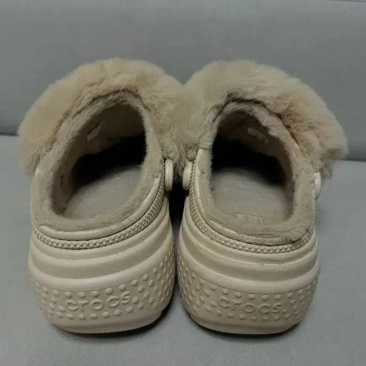 [BUNJANG] Crocs Mink Fur Custom Clogs / 크록스 밍크털 커스텀 버젼입니다