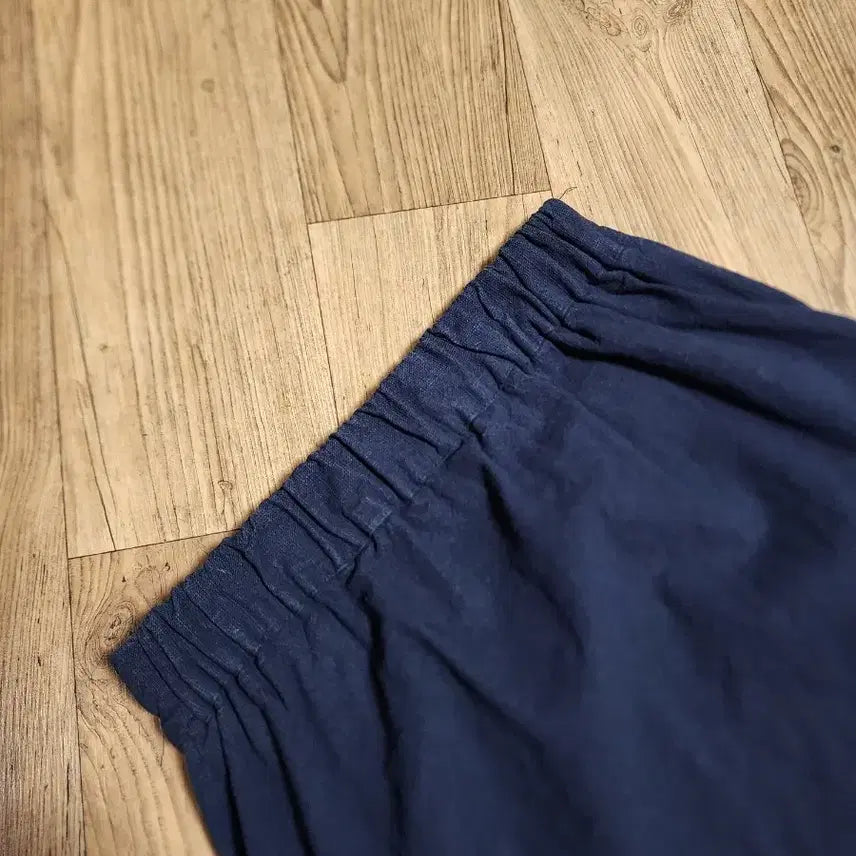 [BUNJANG] Women's Navy Midi Skirt / 26~28인치 여성 네이비 미디치마