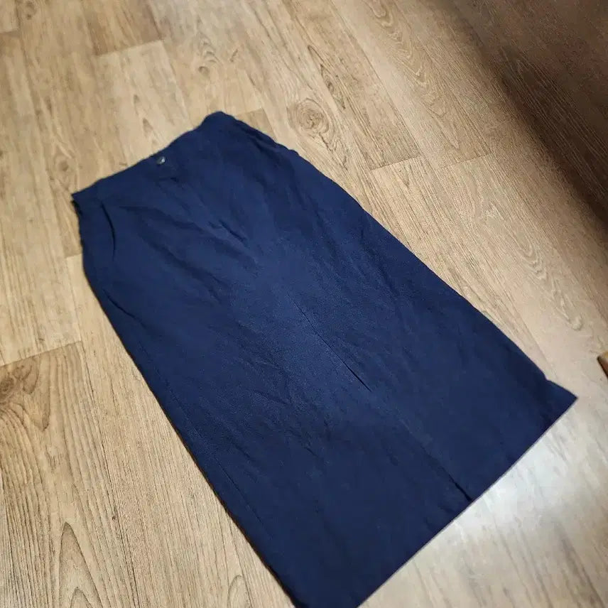 [BUNJANG] Women's Navy Midi Skirt / 26~28인치 여성 네이비 미디치마