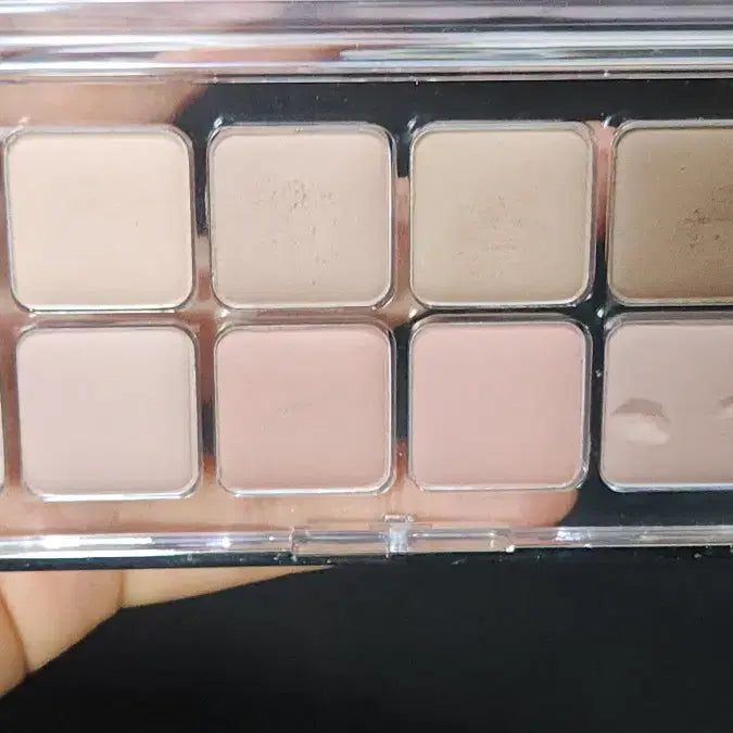 [BUNJANG] Clio Mute Library Eyeshadow Palette / 클리오 팔레트 뮤트 라이브러리