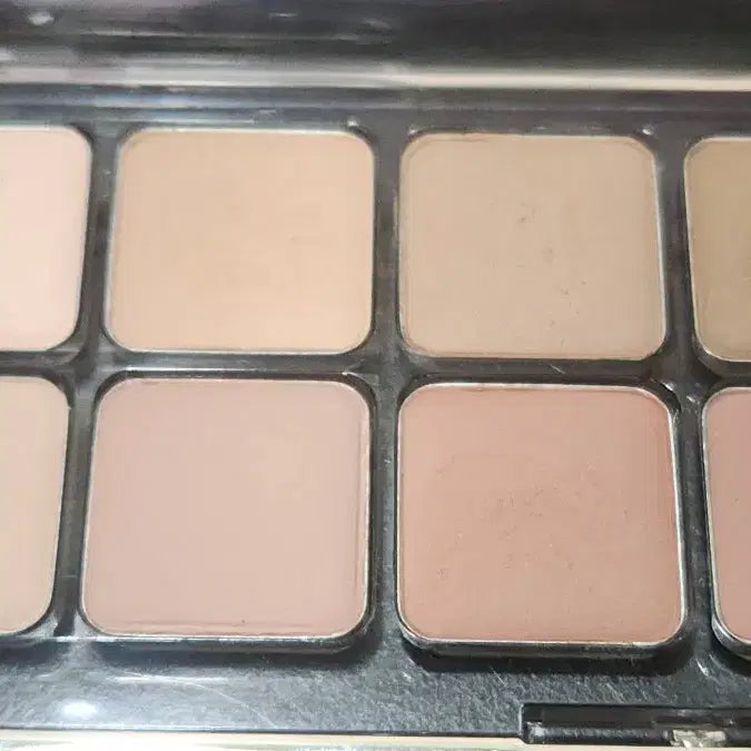 [BUNJANG] Clio Mute Library Eyeshadow Palette / 클리오 팔레트 뮤트 라이브러리