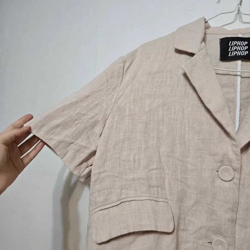 [BUNJANG] Liphop Linen Half Sleeve Blazer Beige Jacket / 립합 liphop 자체제작 하프 소매 린넨 반팔 자켓 베이지색 블레이저