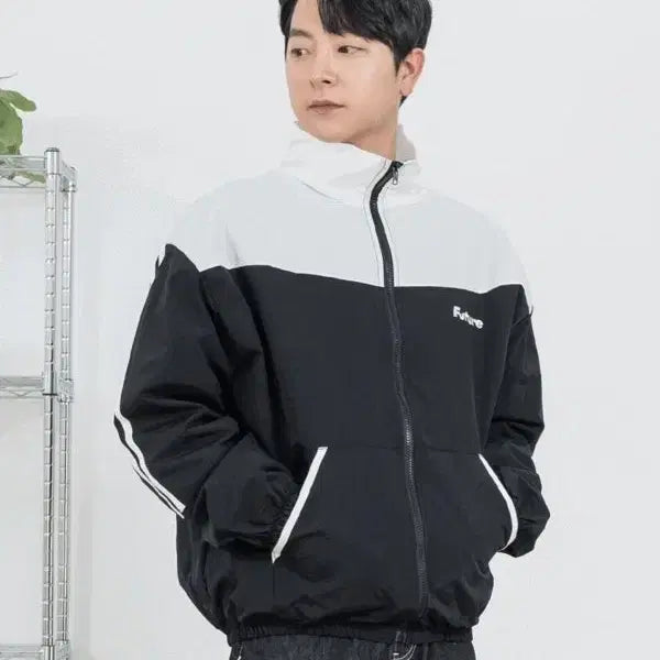 [BUNJANG] Future Black and White Windbreaker Jacket (Bundle Set) / 2장 일괄) 퓨쳐  블랙화이트 바람막이