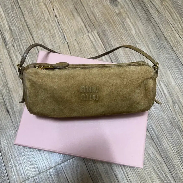[BUNJANG] Miu Miu Suede Bag / 미우미우 스웨이드백