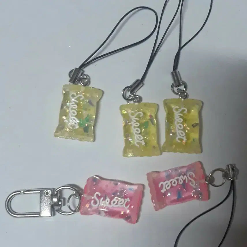 [BUNJANG] Candy Shaped Keyring Bundle / 사탕 모양 키링 핸드폰 고리 일괄