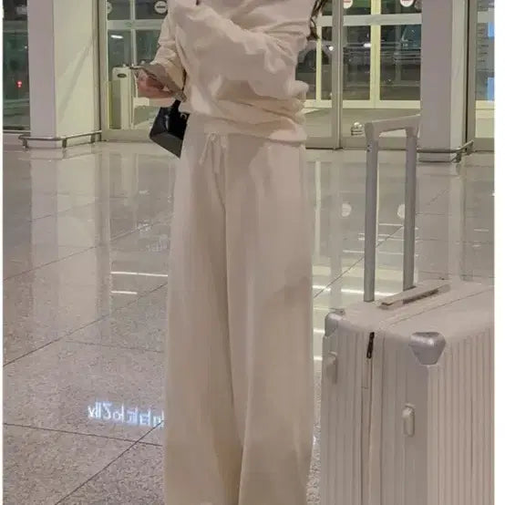 [BUNJANG] Dali Hotel Knit Training Set / <쇼핑몰 달리호텔 새상품> 니트 트레이닝 세트 셋업