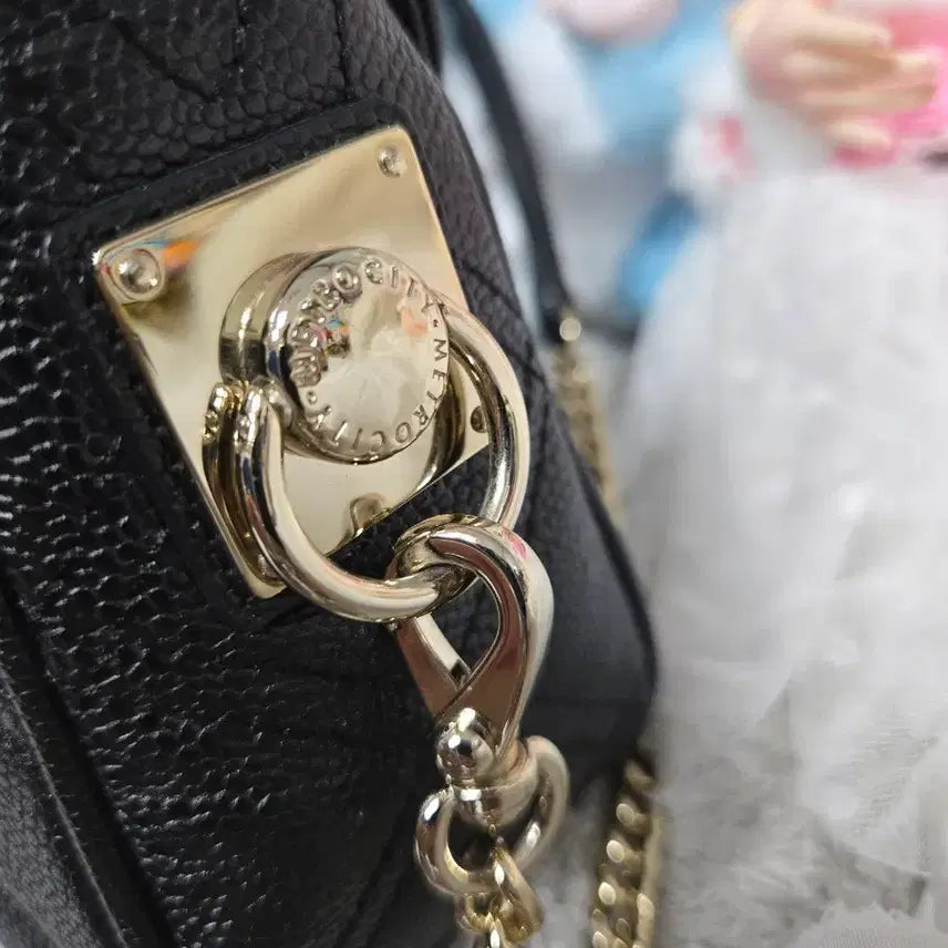 [BUNJANG] Metrocity Cross Chain Bag / (무배)정품 메트로시티 크로스체인백