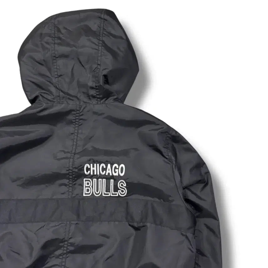 [SOLD OUT] NBA 바람막이 / NBA 시카고불스 바람막이/엔비에이 / 빈티지자켓
