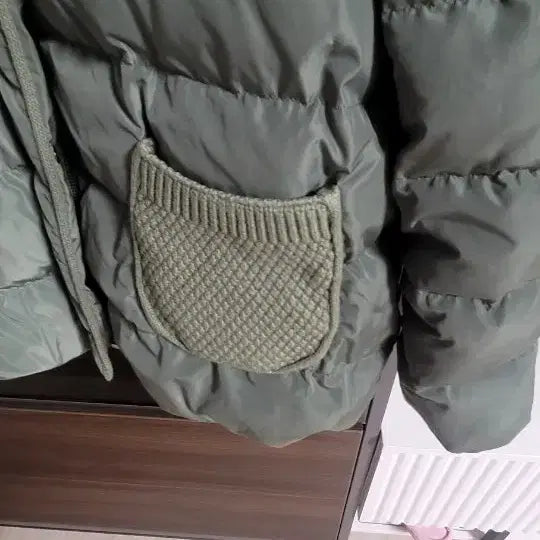 [BUNJANG] BCBG Goose Down Padded Jumper / BCBG 니트포켓 구스다운 패딩 점퍼