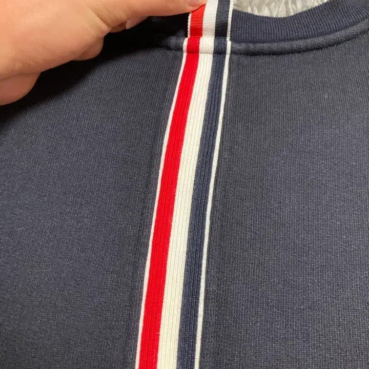 [BUNJANG] Thom Browne Three Stripe Sweatshirt - Navy / [2 사이즈] 톰브라운 백삼선 맨투맨 네이비