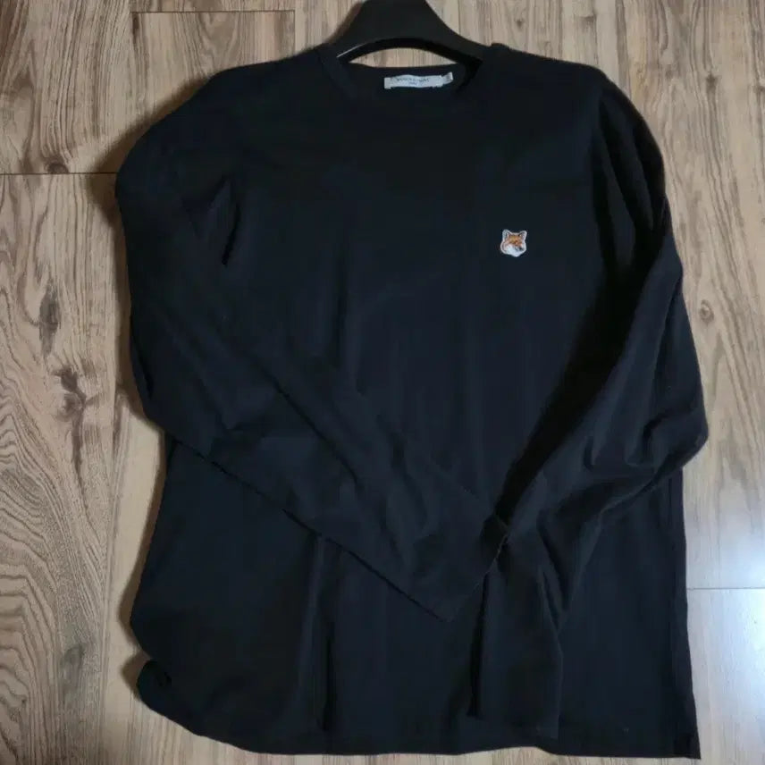 [BUNJANG] Maison Kitsune Fox Head Patch Black Long Sleeve T-shirt / 메종키츠네 폭스 헤드 패치 블랙 롱슬리브 티셔츠