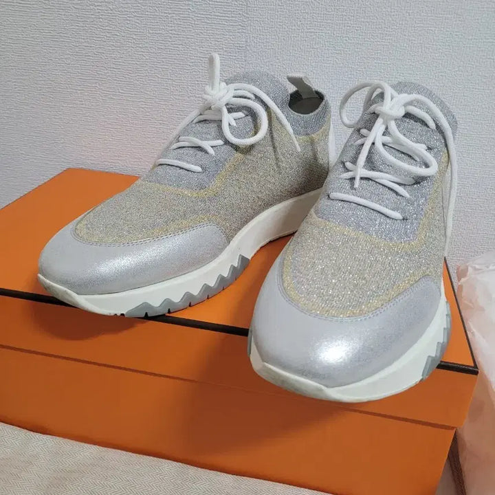 [BUNJANG] Hermes Addict Silver Pearl Sneakers / 에르메스 실버 펄 어딕트 스니커즈