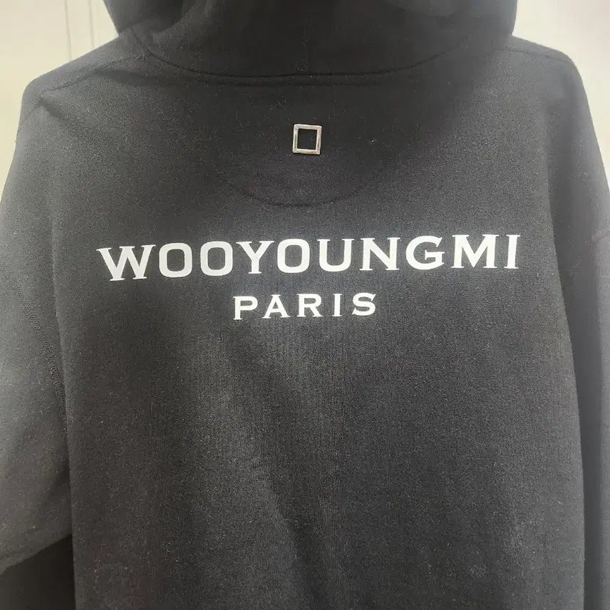 [BUNJANG] Wooyoungmi White Logo Hoodie / 우영미 백로고 후드티