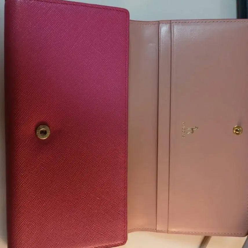 [BUNJANG] Hazzys Hot Pink Saffiano Leather Skinny Long Wallet / 헤지스 핫핑크 3단 스키니 장지갑