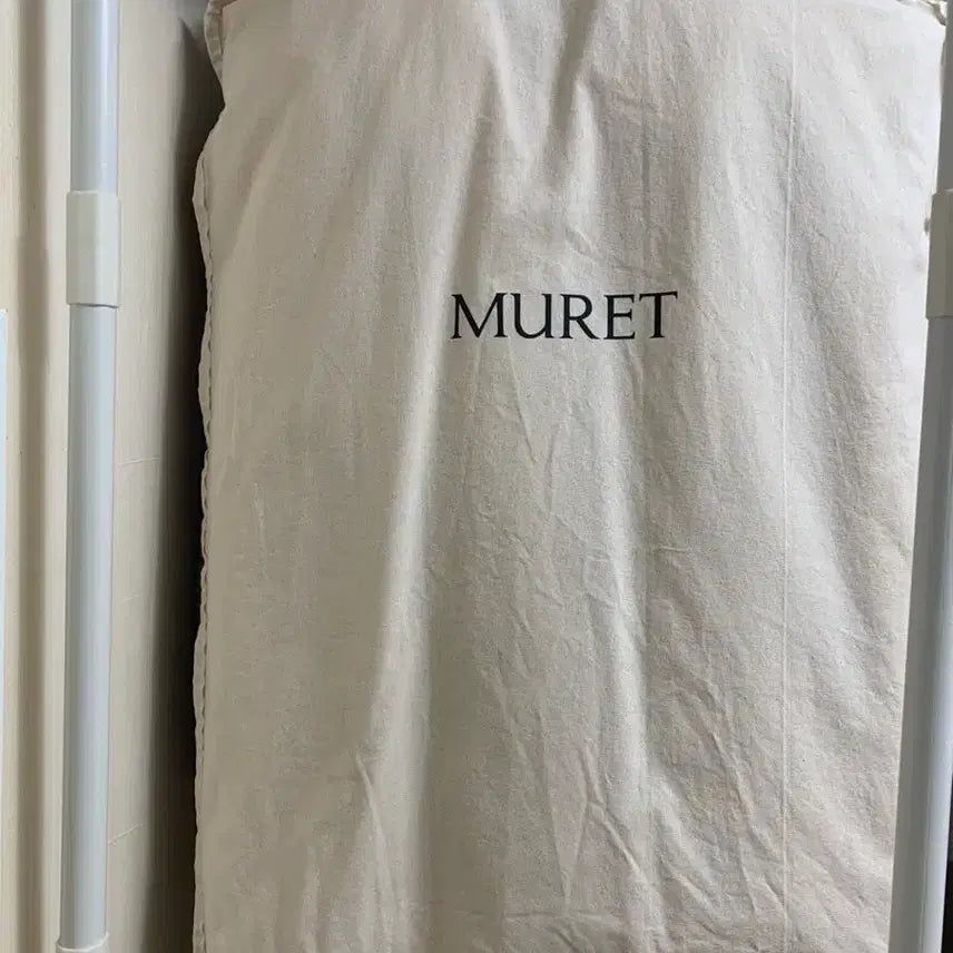 [BUNJANG] Mulet Bay Reversible Mustang / 뮤렛 베이 리버시블 무스탕