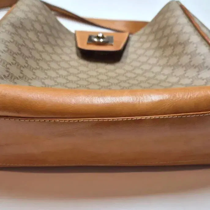 [BUNJANG] Celine Shoulder Bag / 셀린느 숄더백 / 정품