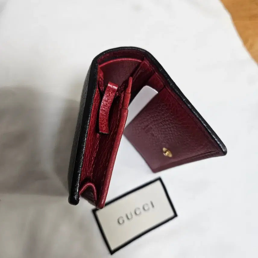 [BUNJANG] Gucci Bifold Wallet / 구찌 반지갑 정품입니다