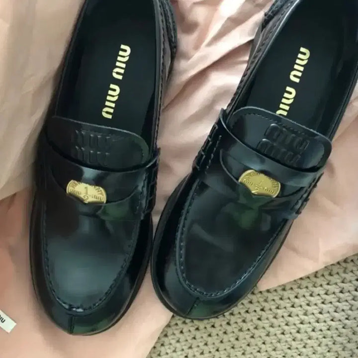 [BUNJANG] Miu Miu Penny Loafers Size 36 / (풀박)미우미우 페니로퍼 36사이즈 정품