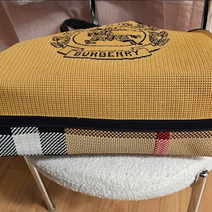 [BUNJANG] Burberry 19SS Giant Check Shopper Bag / 버버리 19SS 자이언트 체크 자이언트 쇼퍼백 (5회미만 사용)