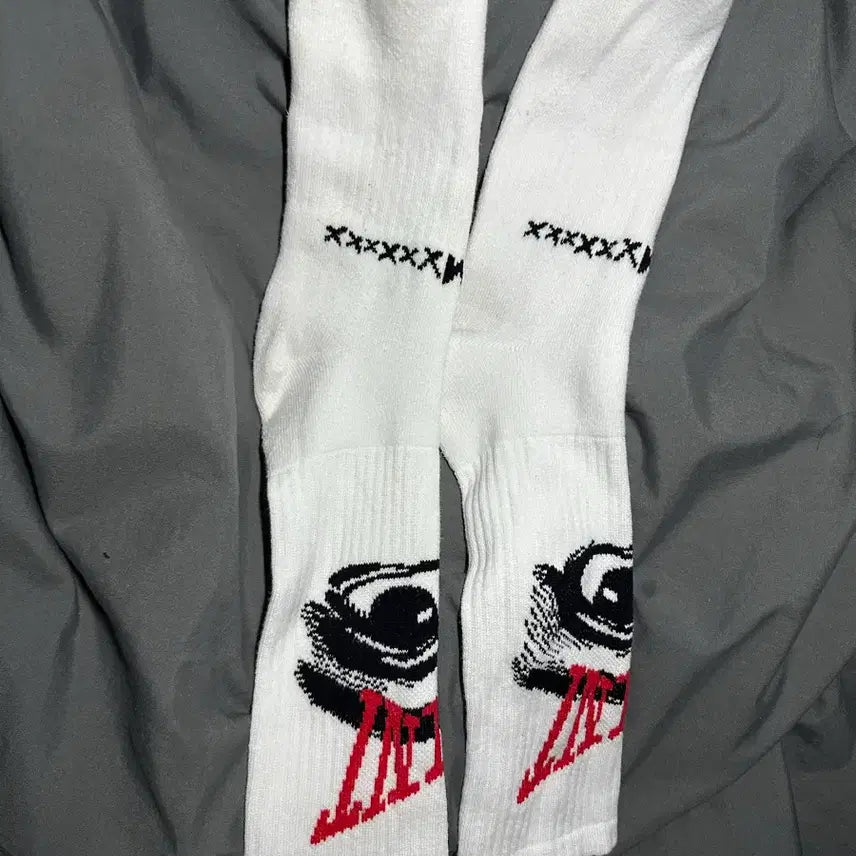 [BUNJANG] Saint Michael Socks White / 세인트 미카엘 양말 화이트