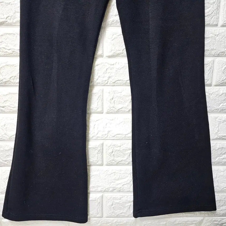 [BUNJANG] Black Bootcut Training Pants / 부츠컷 트레이닝 바지