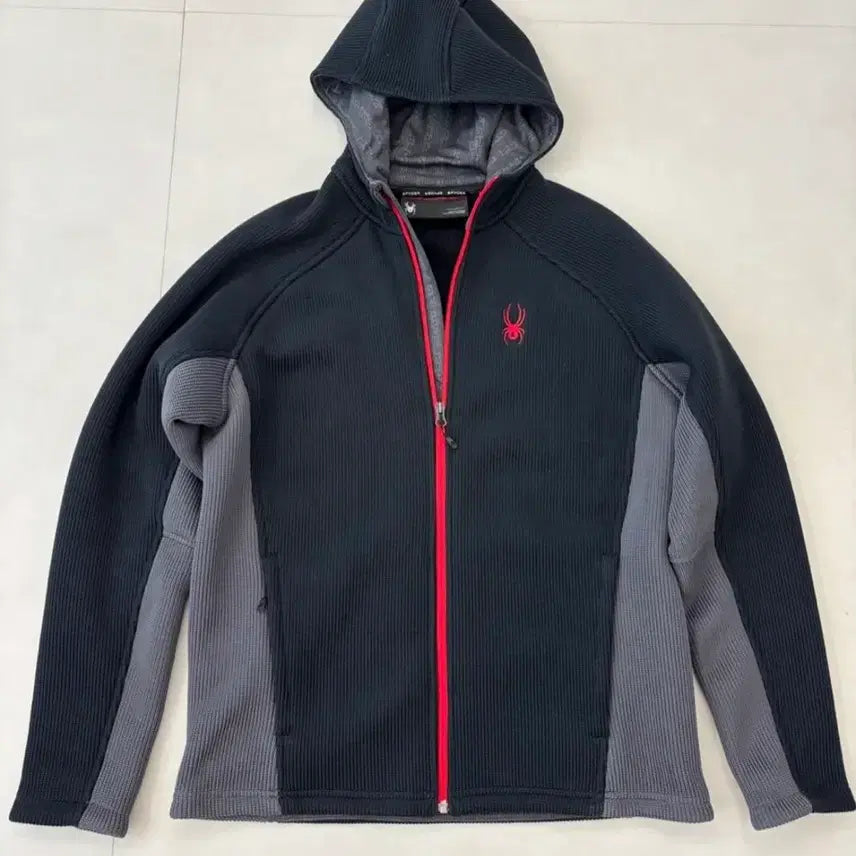 [BUNJANG] Spider Functional Hooded Zip-up Jacket / (새상품급) 스파이더 두툼한 기능성 후드집업 L(100)